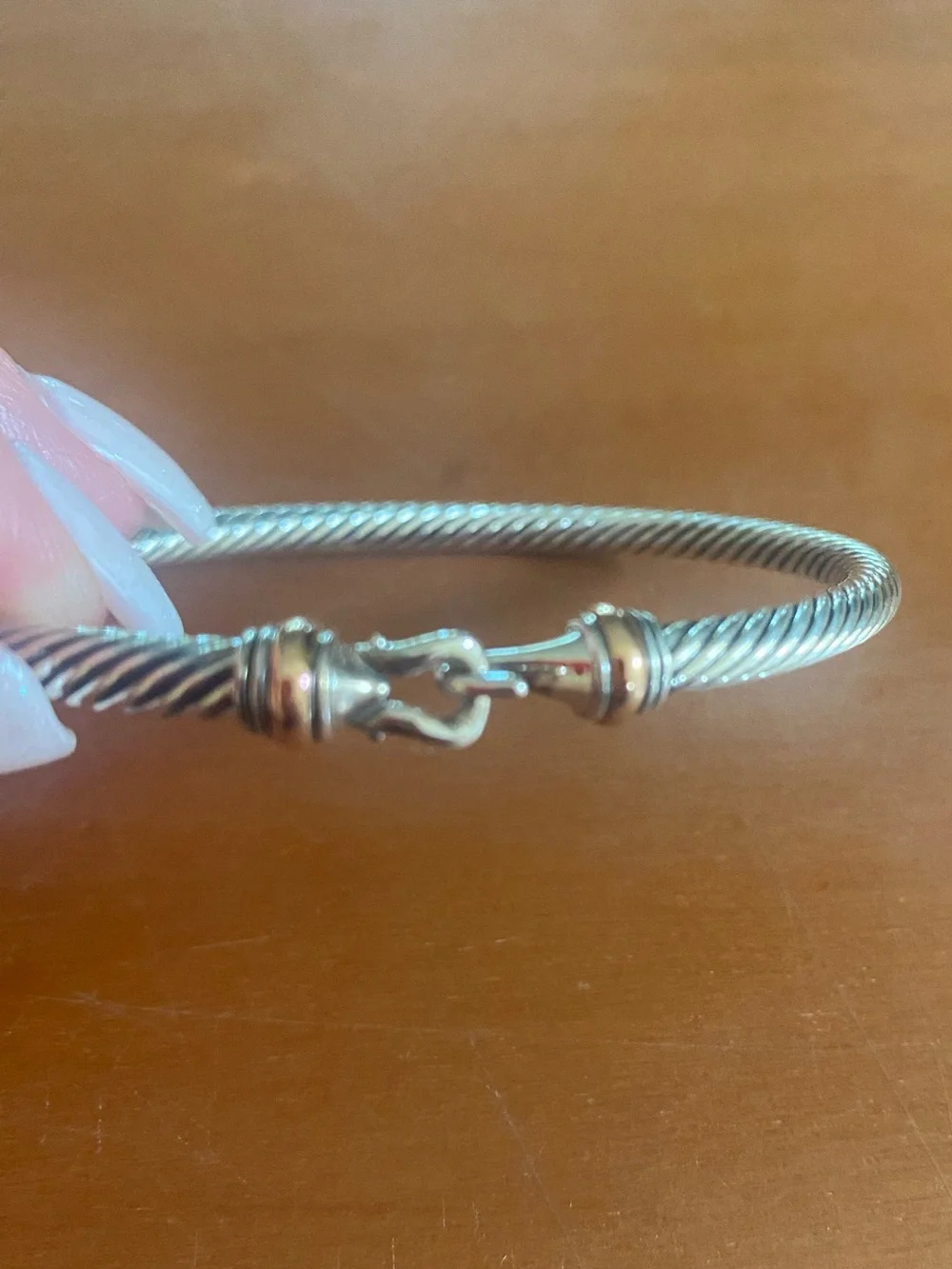 David Yurman buckle classic cable bracelet. Size medium.
